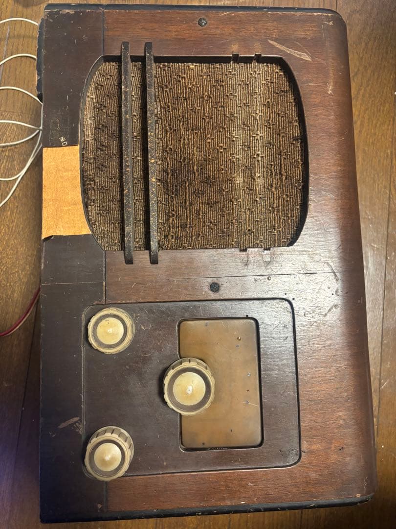 [ジャンク品]レトロ木製ラジオ 3ノブ付き