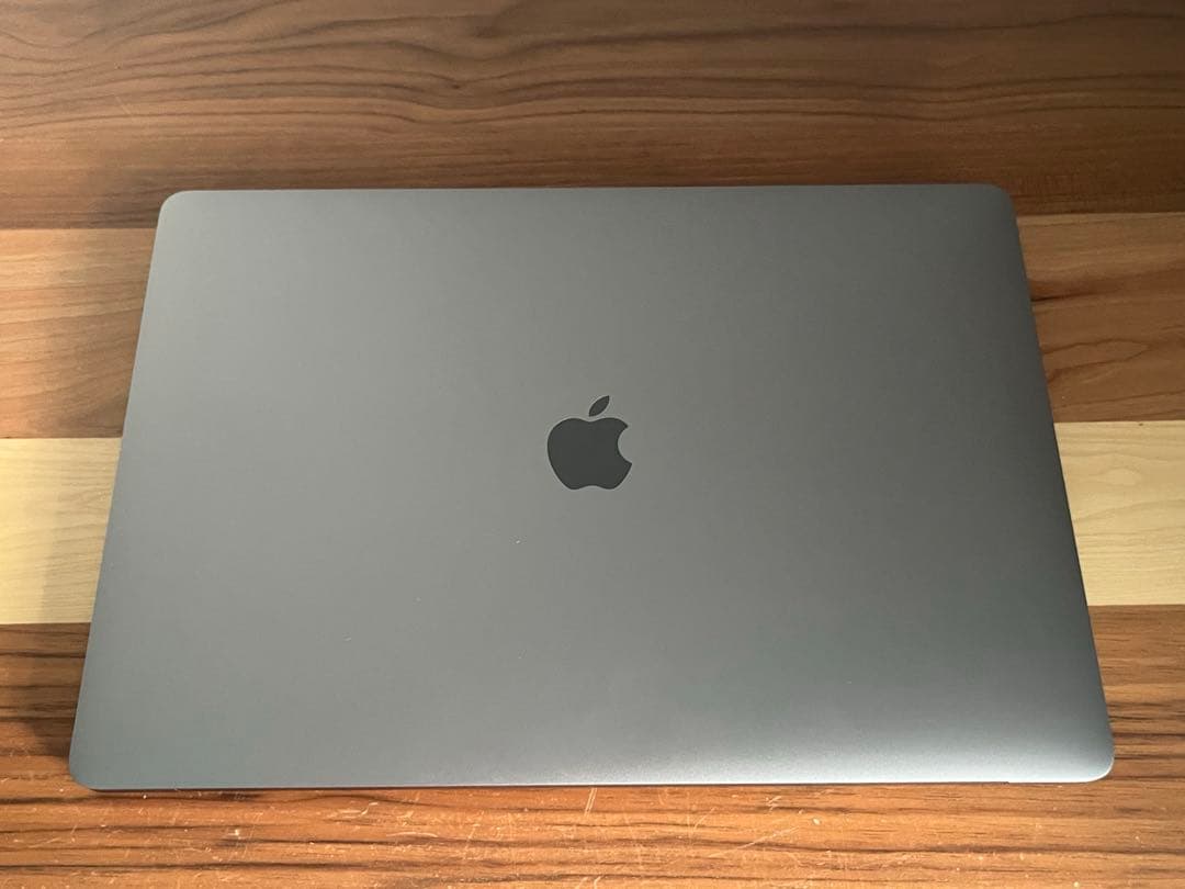 MacBook Pro 15インチ スペースグレー