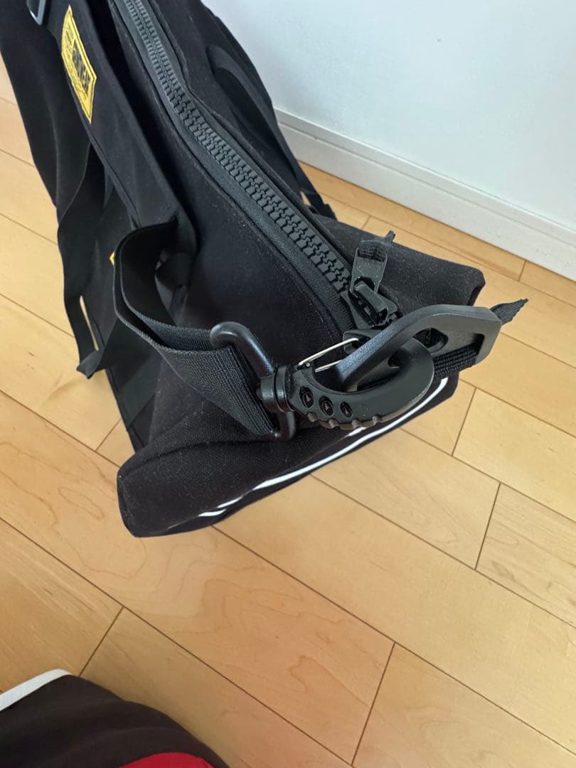 コーテイズ　ボストンバッグ