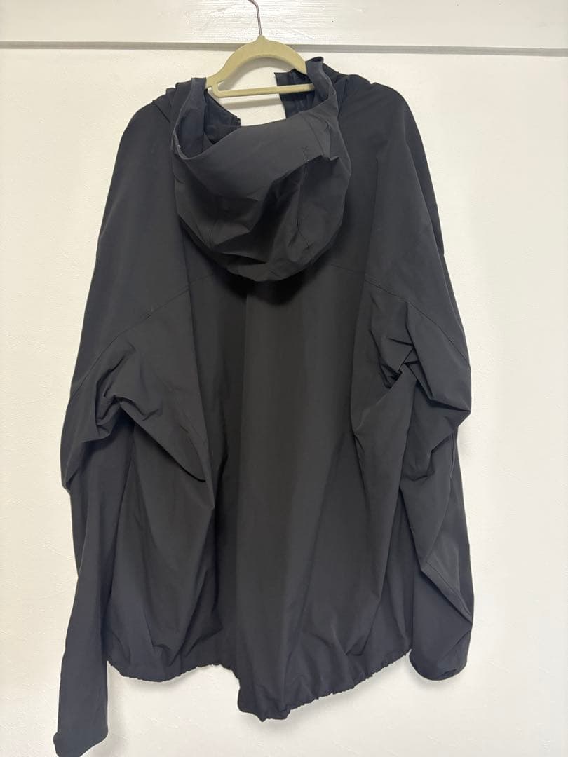 アークテリクス　ガンマライトウェイトフーディー