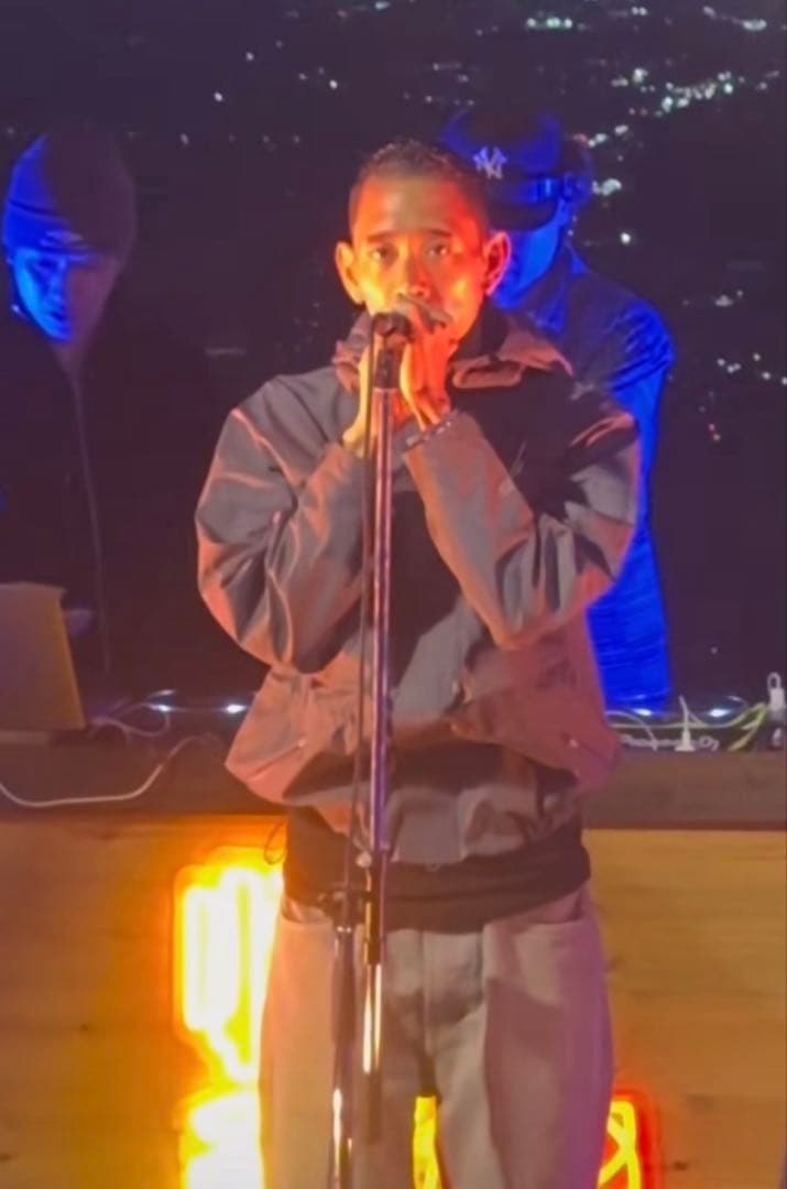 アークテリクス　ガンマライトウェイトフーディー