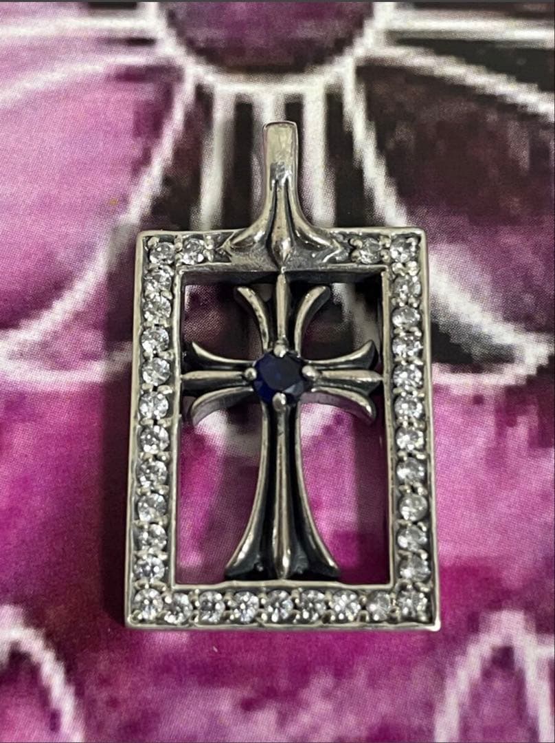 R*N様 クロムハーツ フレームドオープンベビーファット チャーム カスタムパヴ