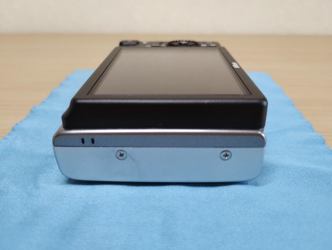 ✨動作良好✨ 美品 Nikon COOLPIX S6200 シルバー デジカメ