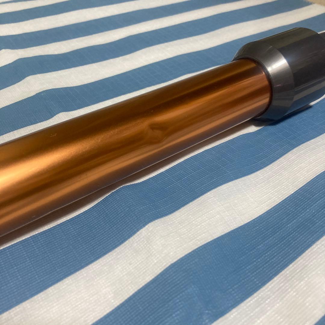 ダイソンＳＶ１２分解清掃済(限定　床ブラシ、ホース、壁掛け収納プラケットサービス