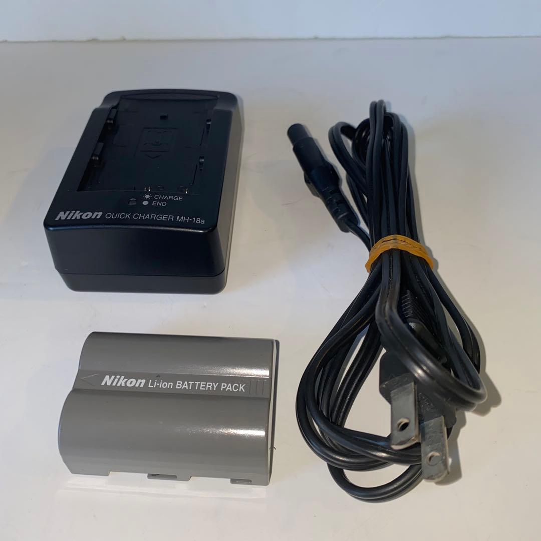 ひ*パ様 NIKON D300 ショット数10.000 ニコン