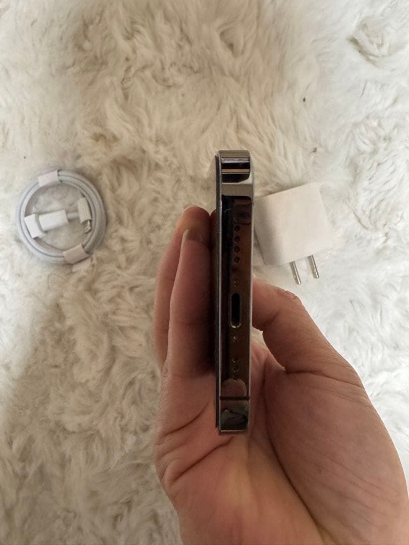 iPhone 12 pro Simフリー バッテリー90%