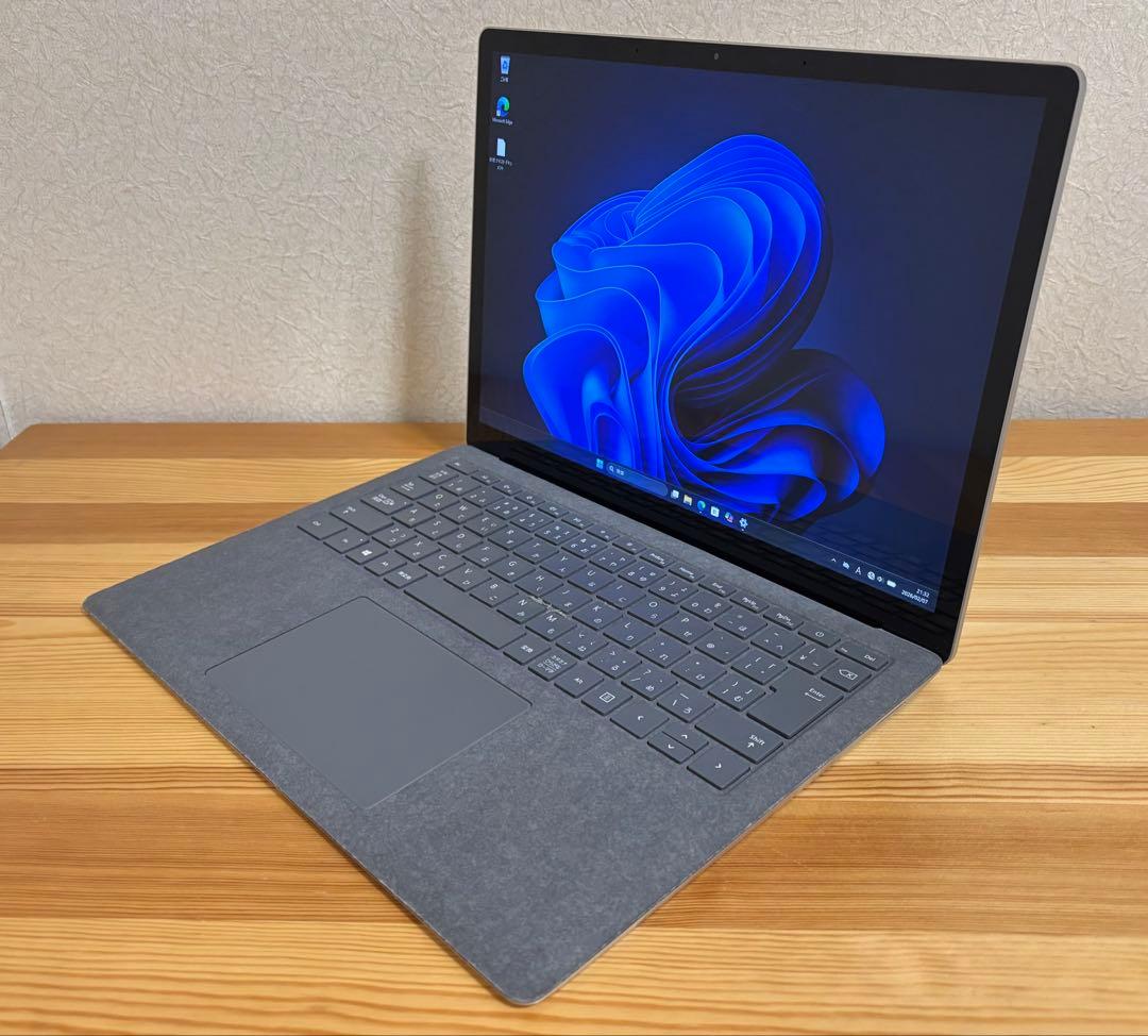 Microsoft Surface Laptop4 16GBプラチナ