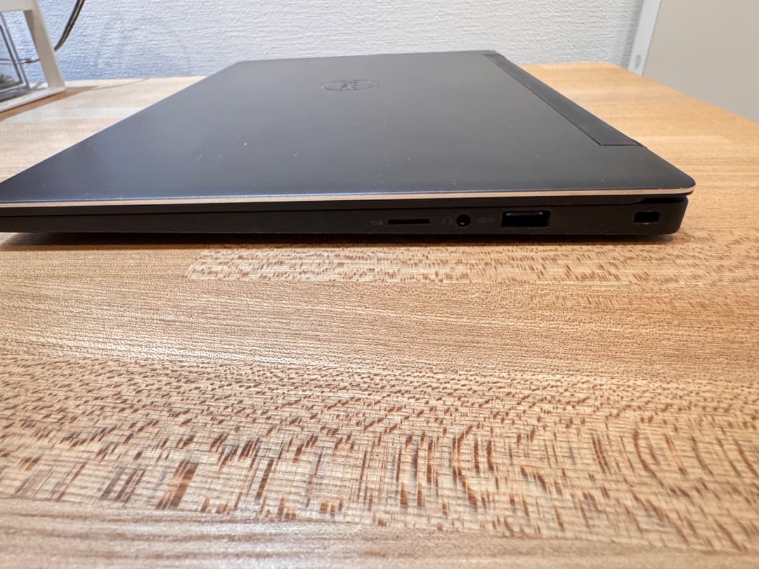 当時世界最小と称された13インチノートPC Dell Latitude 7370