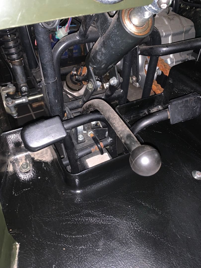 四輪バギー　ミニジープ SALE!