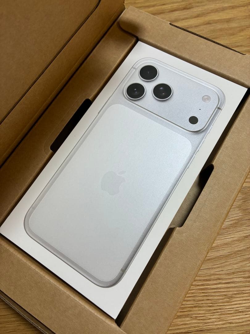 【新品未開封】iPhone 17 Pro Max 256GB SIMフリー