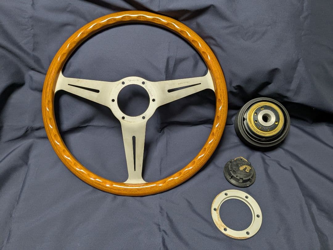 NARDI ウッドステアリングホイール 36cm ホーンボタン付 オールド品