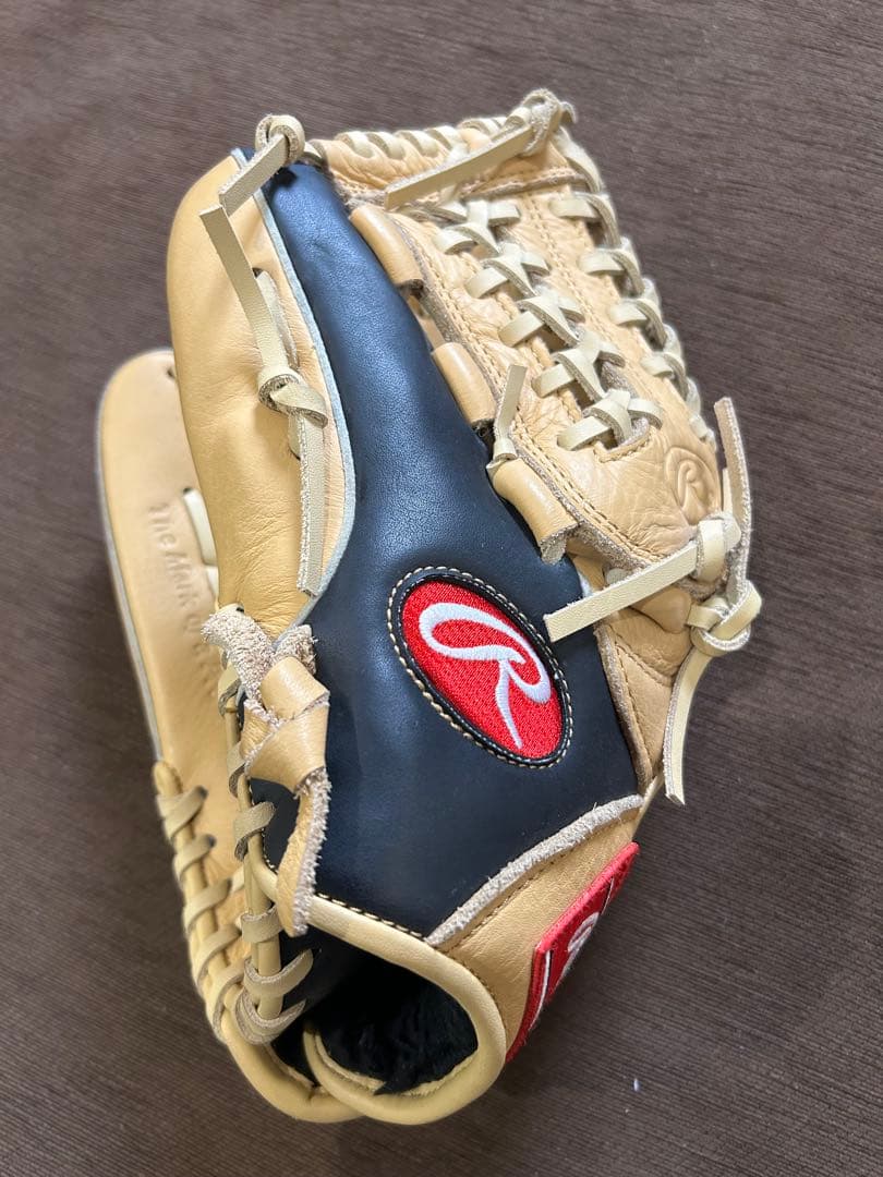 ローリングス 野球グローブ ベージュ/黒　左投げ