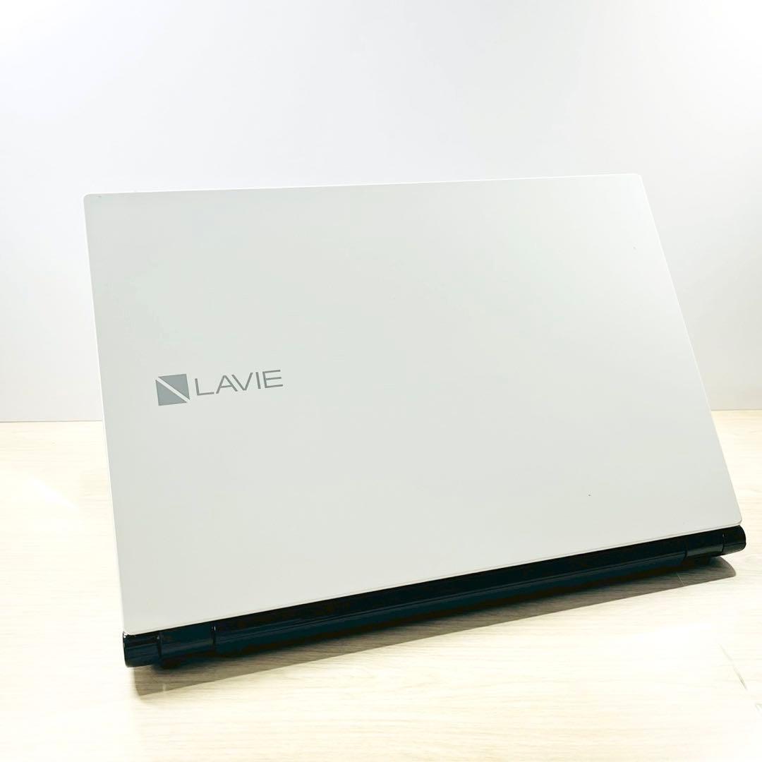 高速SSD✨Windows11 ノートパソコン✨ブルーレイ カメラ 白 カメラ