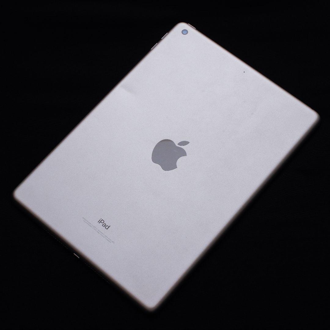 iPad 第5世代 128GB Silver Wi-Fiモデル
