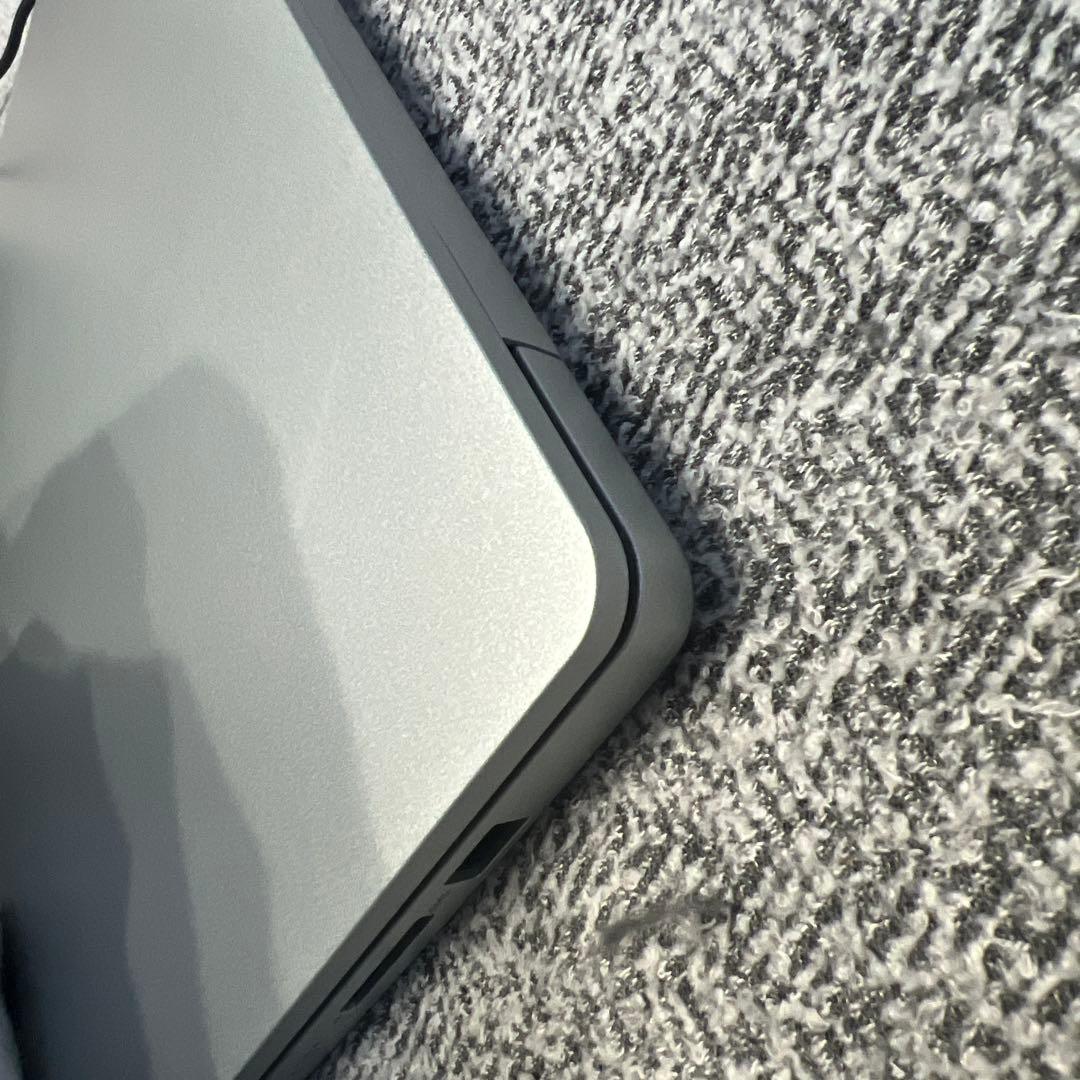 Lenovo シルバー ノートPC USBポート付き