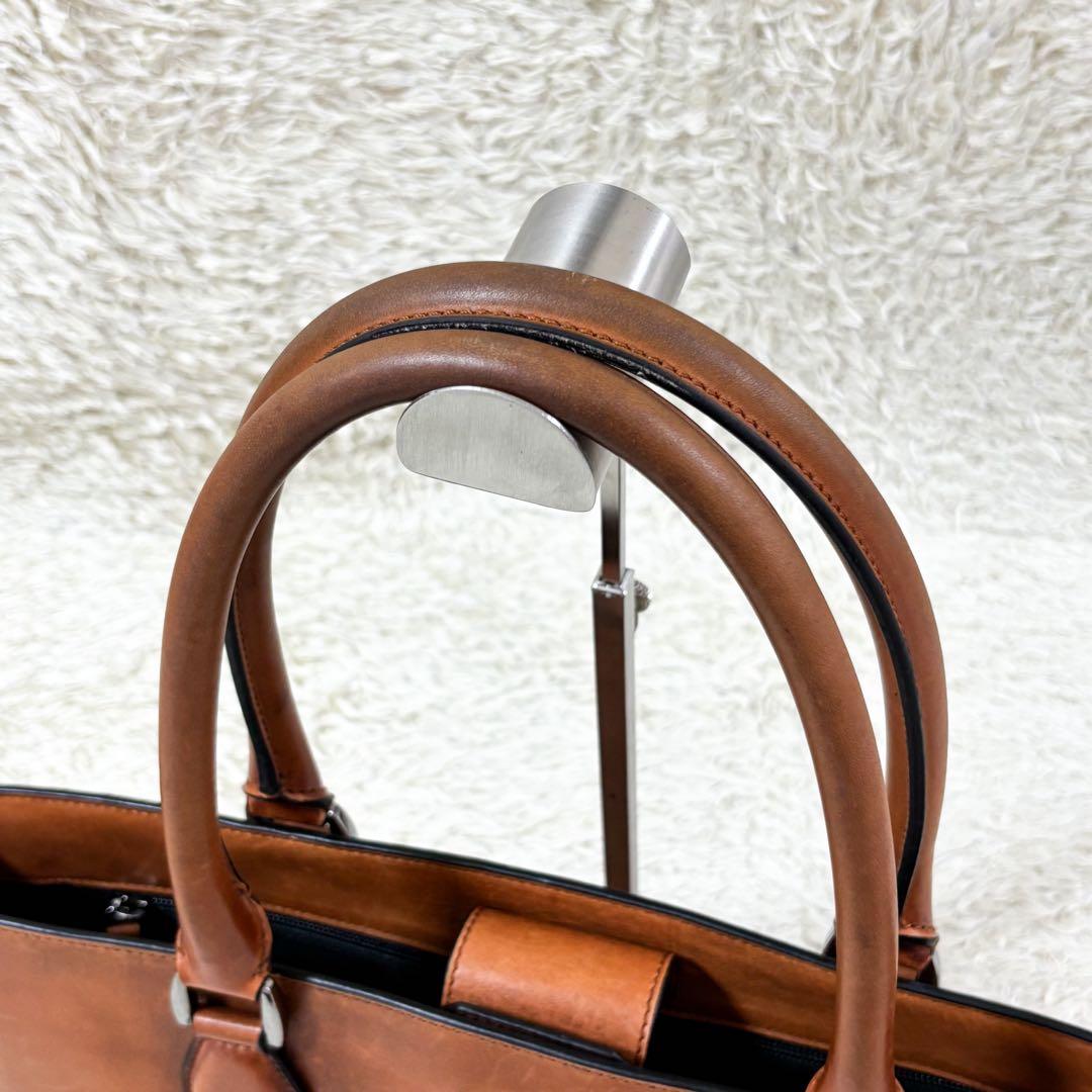 【美品】ベルルッティ トゥジュール ミニ カリグラフィ スクリットレザー 茶色