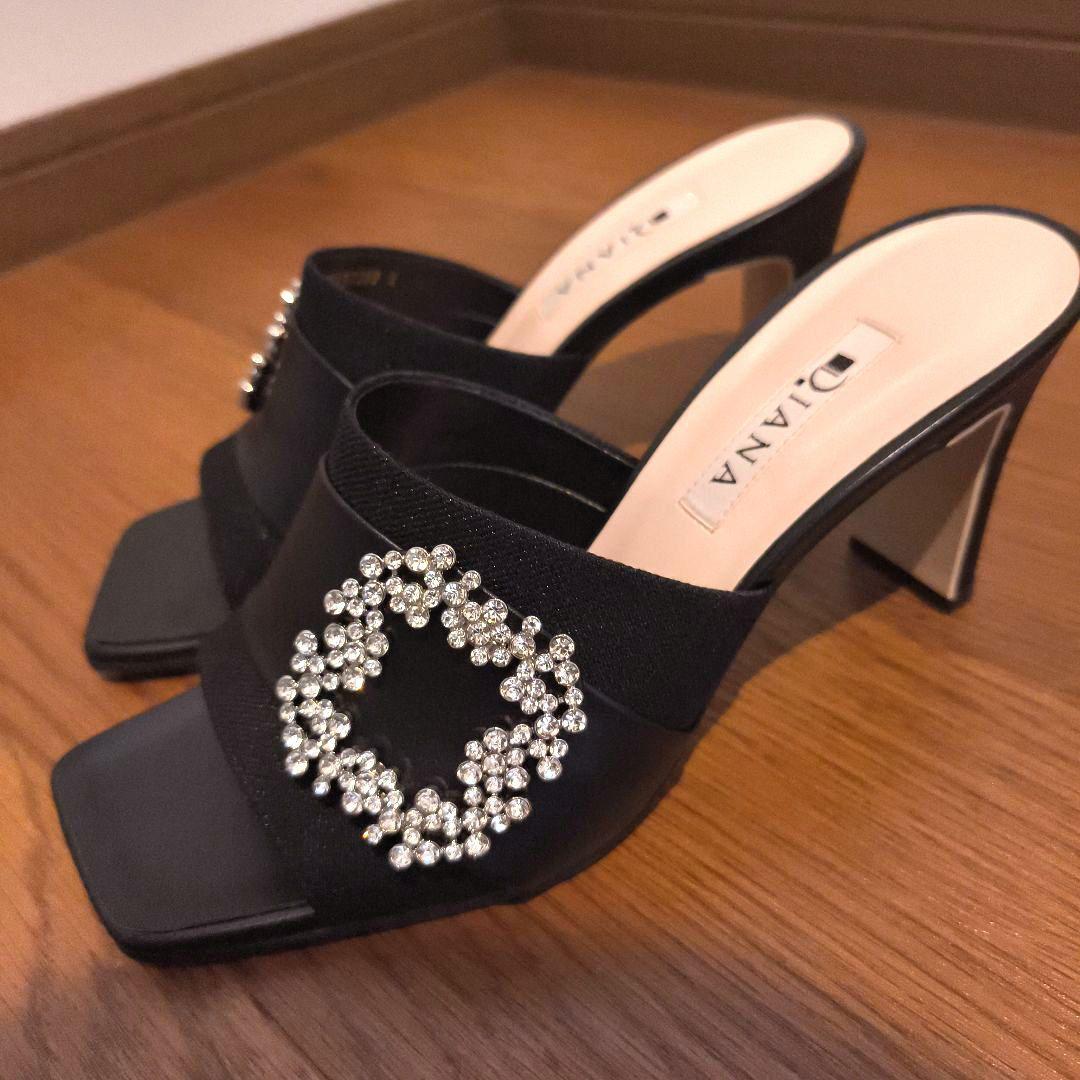 DIANA　 ブラック 　ヒール サンダル