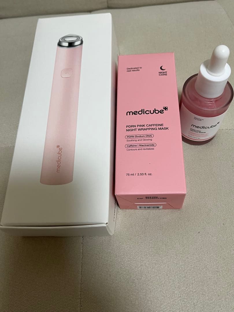 medicube 美顔器　ブースタープロミニ
