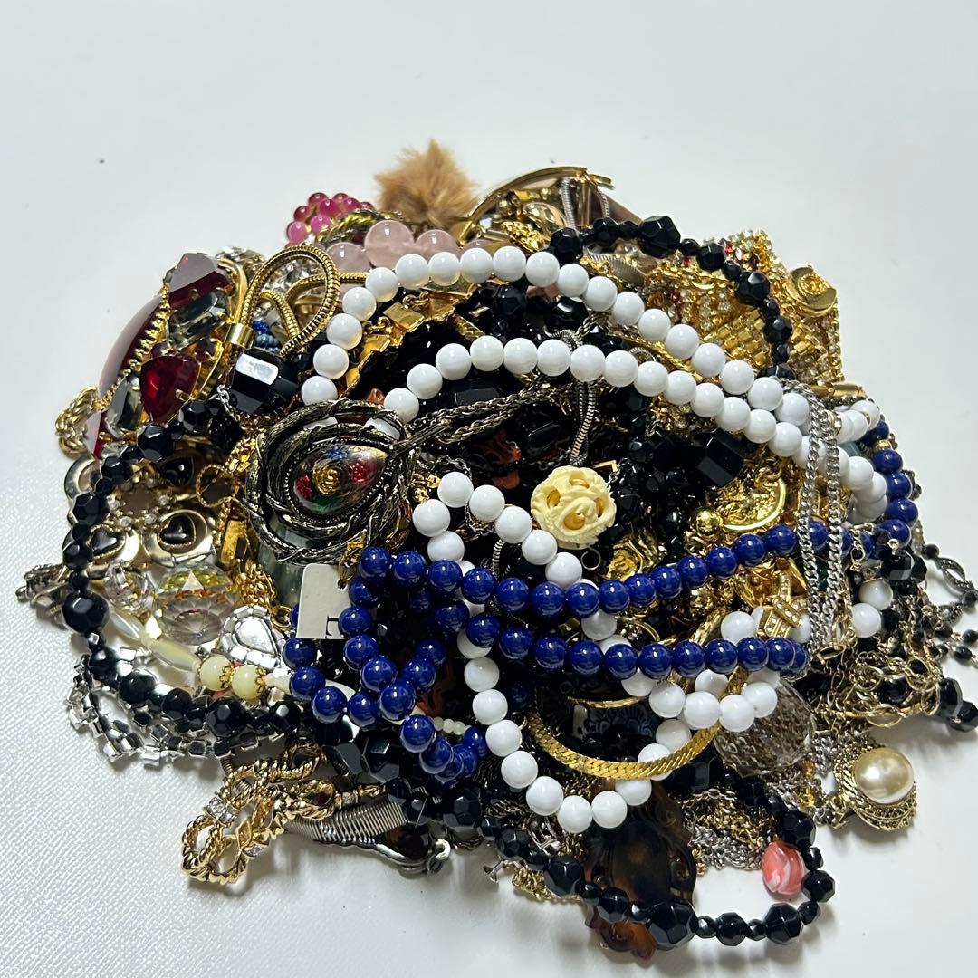 イミテーションまとめ売り　ヴィンテージ　アンティーク　ネックレスレディース【7】