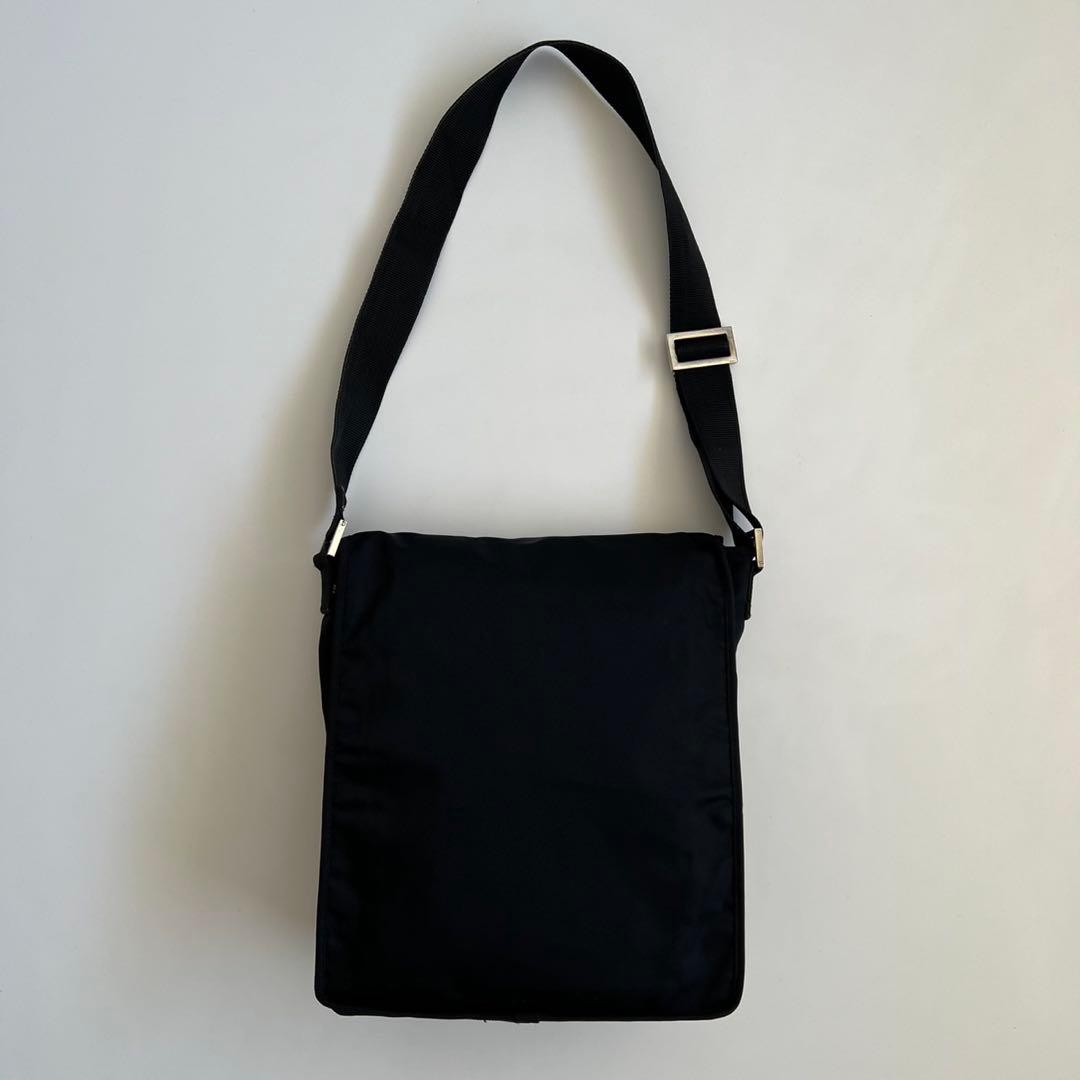 バッグ FENDI LOGO PLATE NYLON SHOULDER BAG