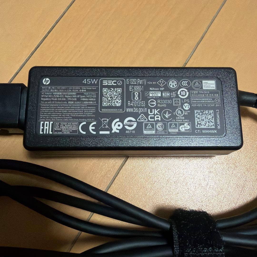 hp ノートPC 14s-fq0521AU(美品)