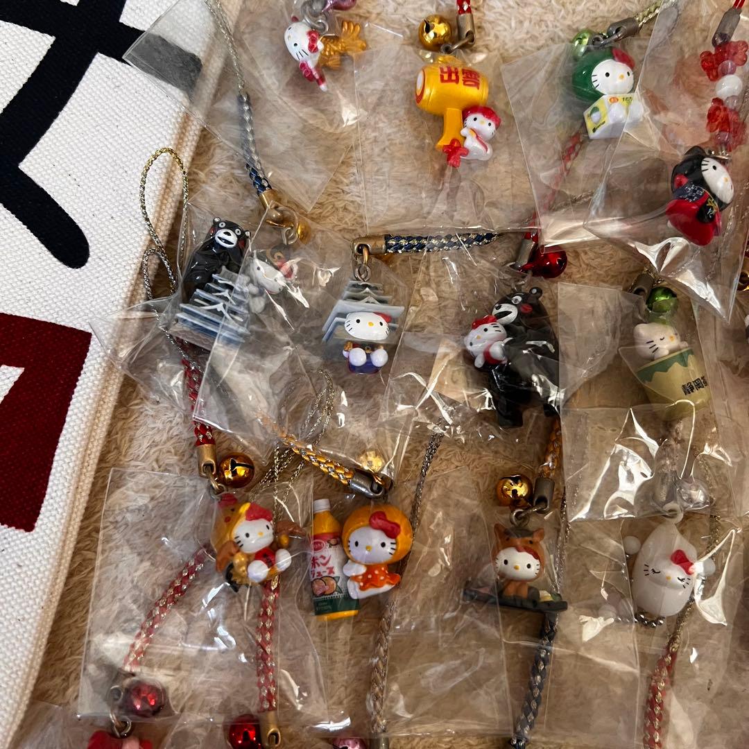 ハローキティ　ご当地キティ　根付けストラップ　60点　まとめ売り