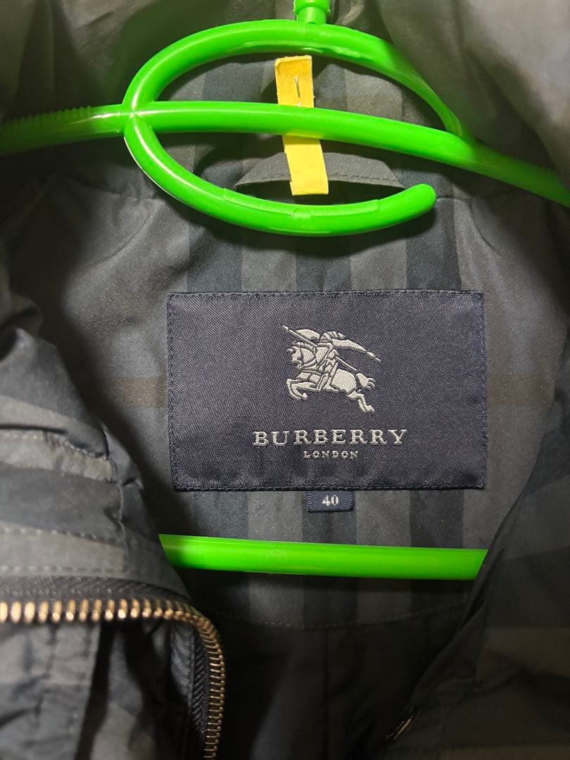 じゅんBURBERRY ダウンジャケット サイズ40 グレー