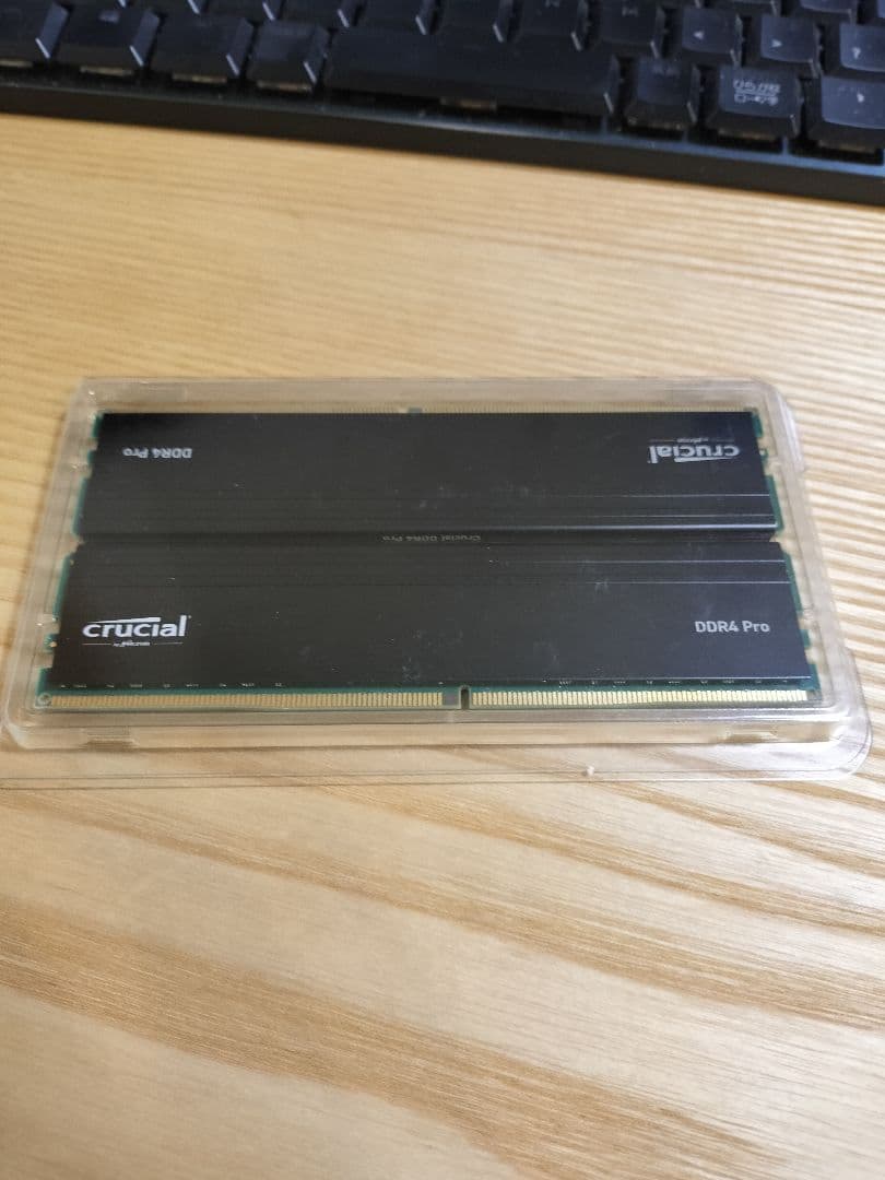 【動作未確認】crucial DDR4 Pro 32gb×2