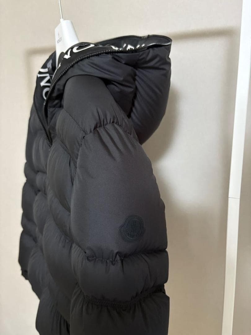 ★モンクレール　2023-24年　YSER　ブラック　サイズ0　超美品　正規品★