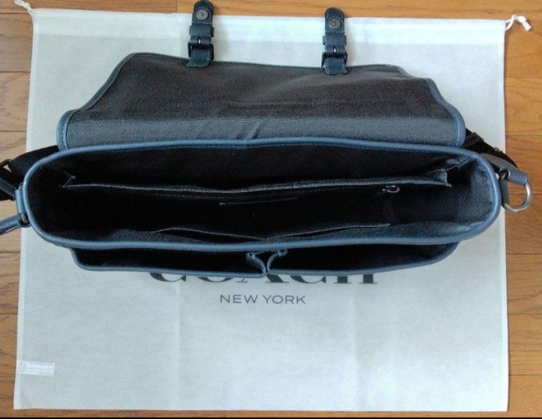 COACH ネイビー メッセンジャーバッグ　ショルダーバッグ