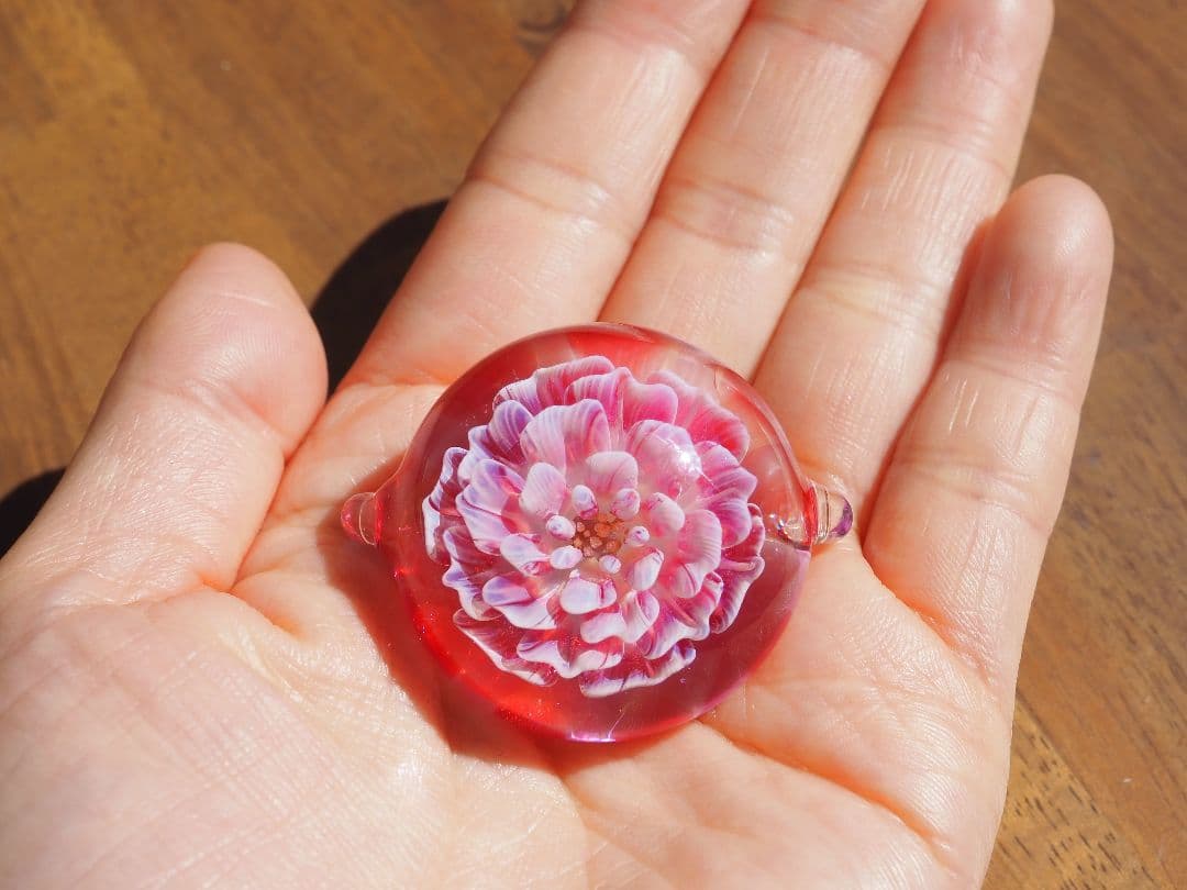 ꫛꫀꪝ硝子の髪飾り★ポンポネグラス★ヘアゴム 「想像の花」pink