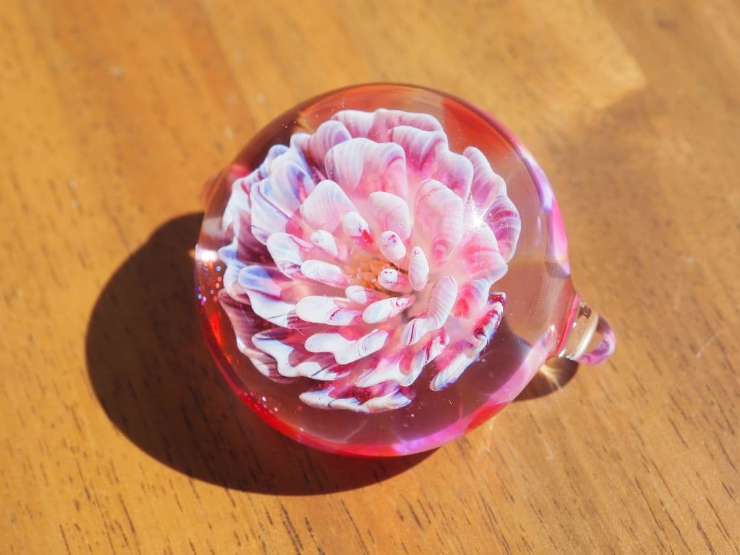 ꫛꫀꪝ硝子の髪飾り★ポンポネグラス★ヘアゴム 「想像の花」pink