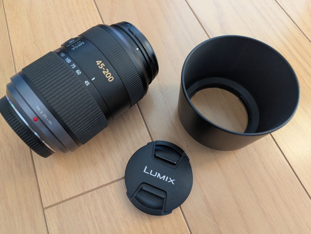 LUMIX 45-200mm F4.0-5.6 ズームレンズ　美品