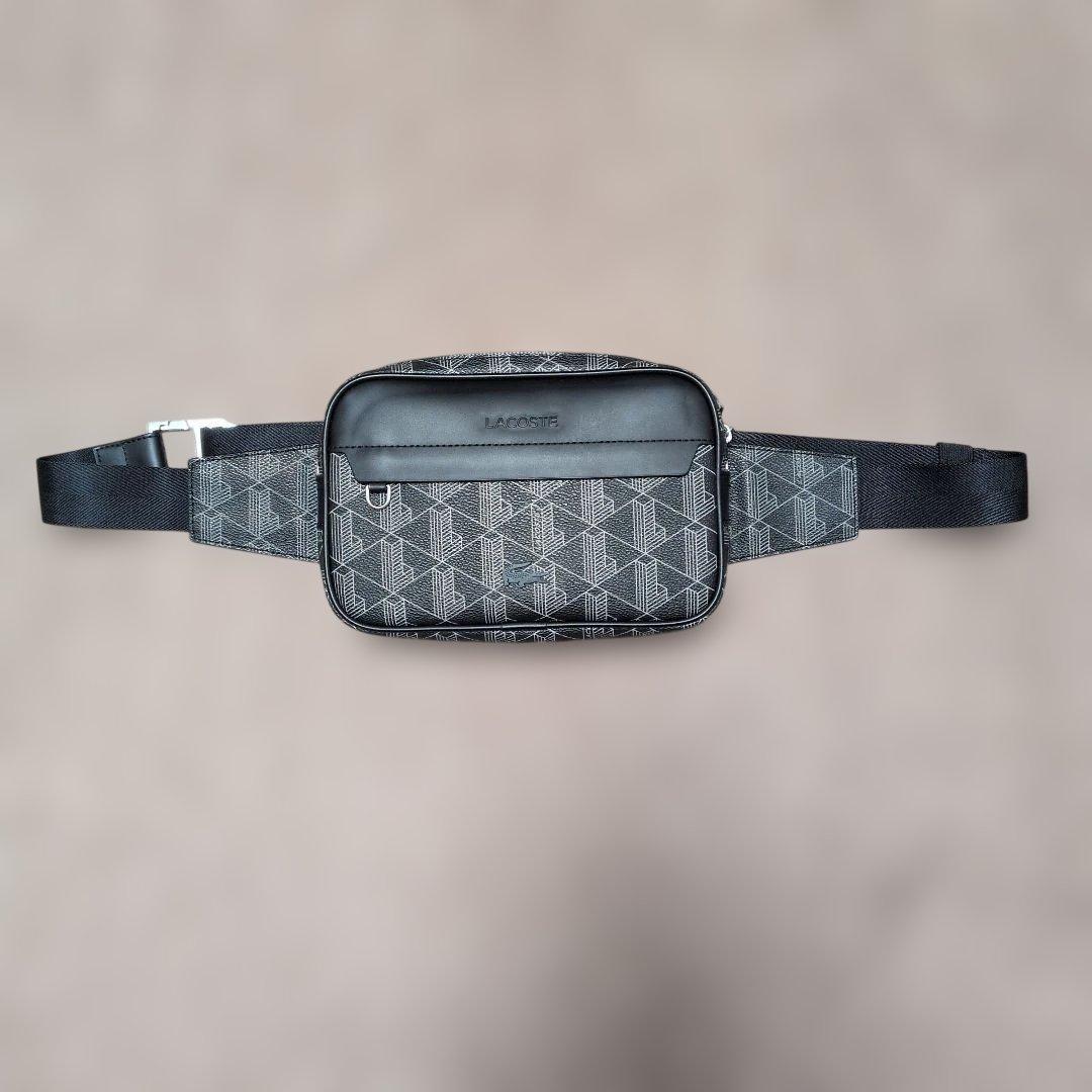LACOSTE ボディバッグ