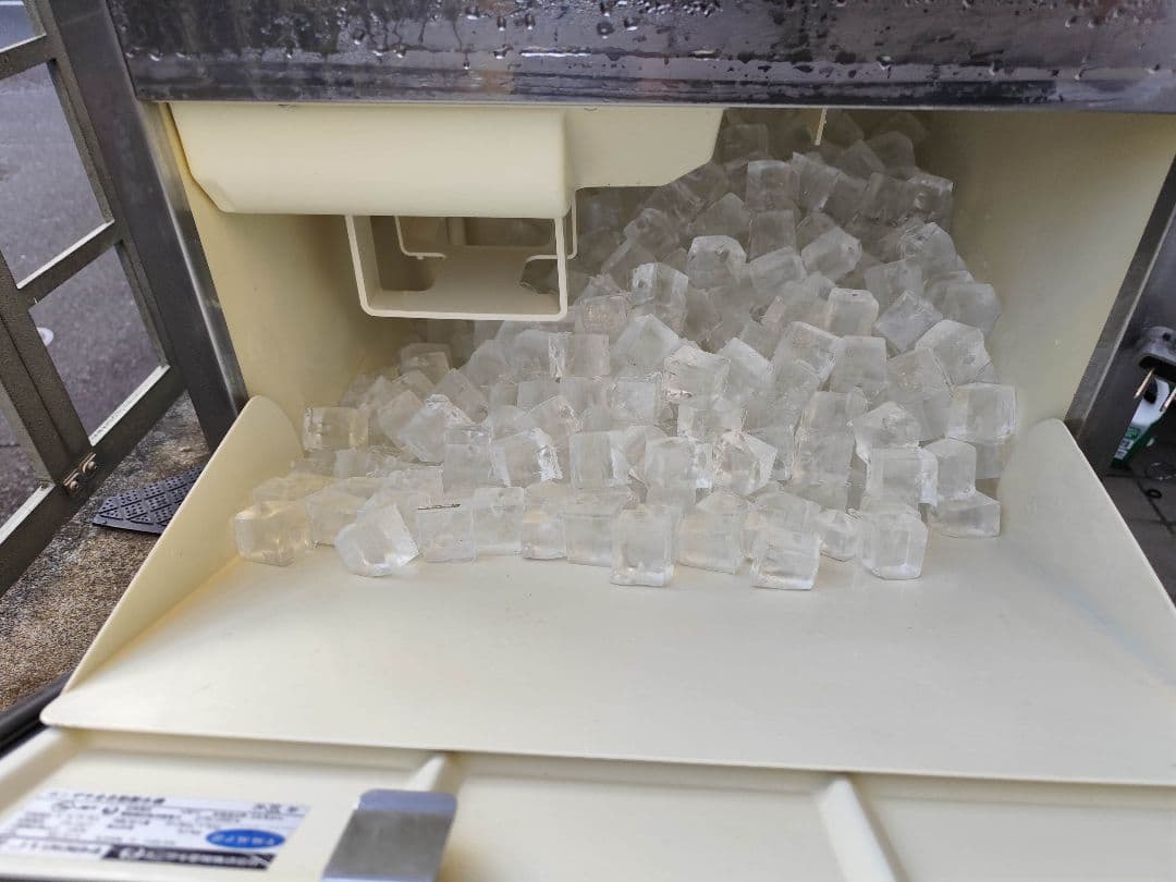 予約済み 全自動製氷機（35L）近隣配送無料＋保証＋設置込