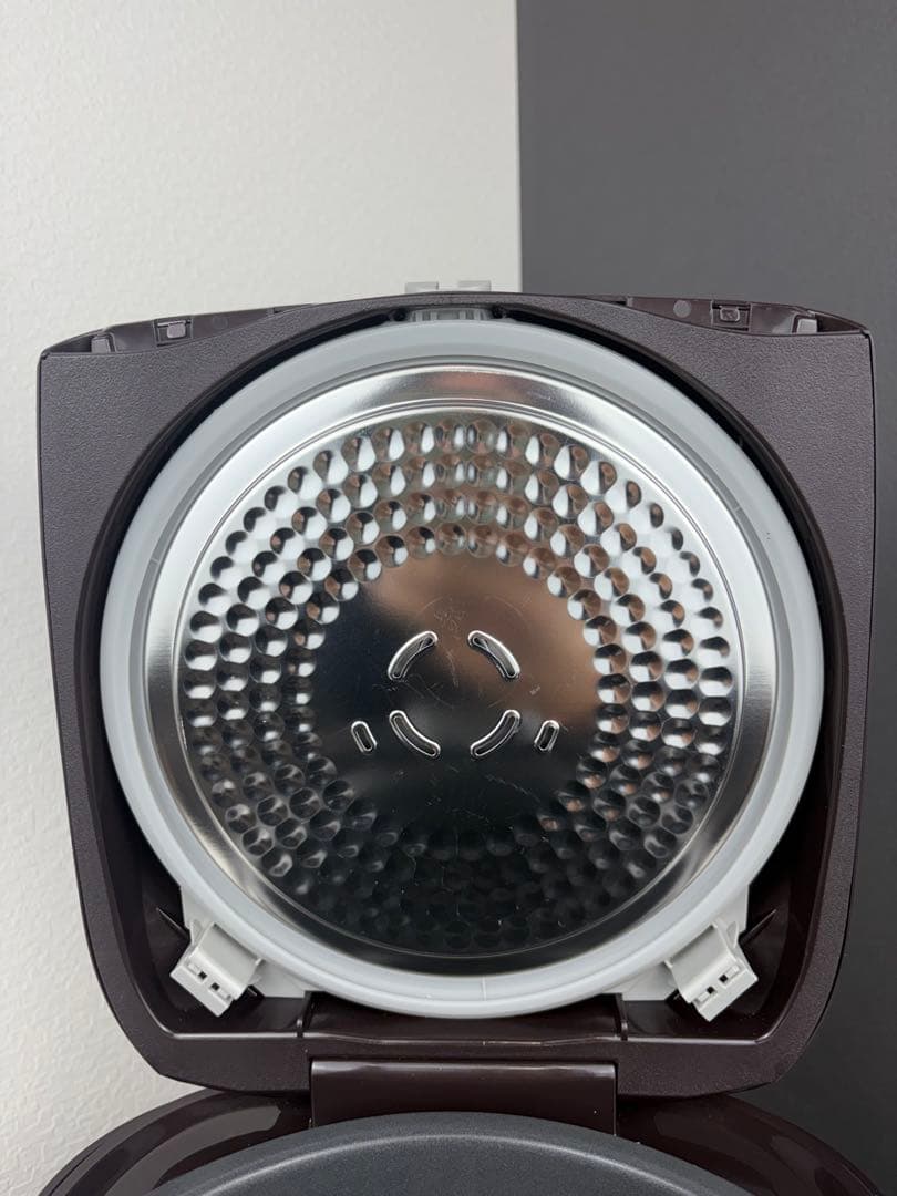 【美品】パナソニック 炊飯器 5.5合 ブラウン SR-FD101-T