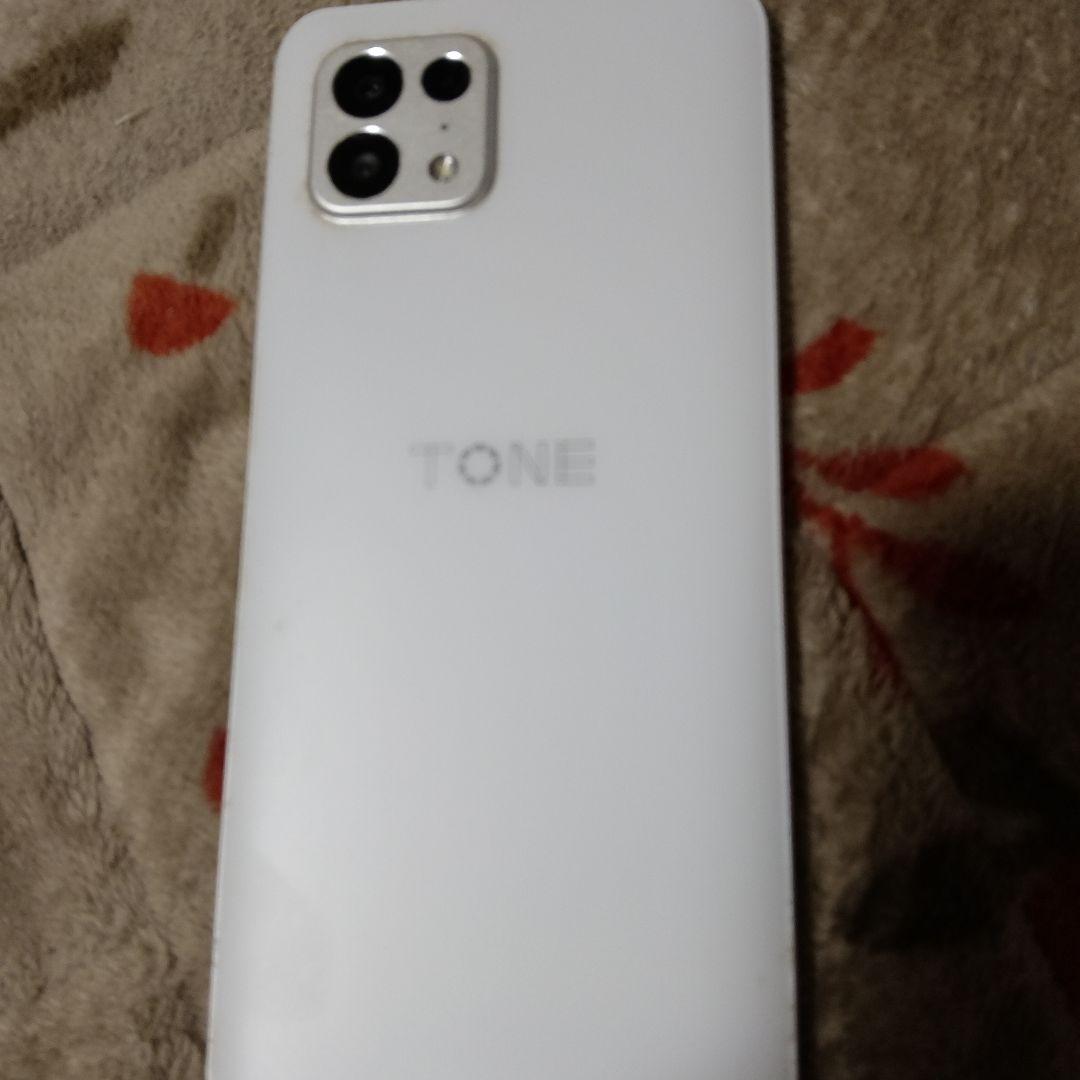 トーンモバイル　Tone e22　本体のみ