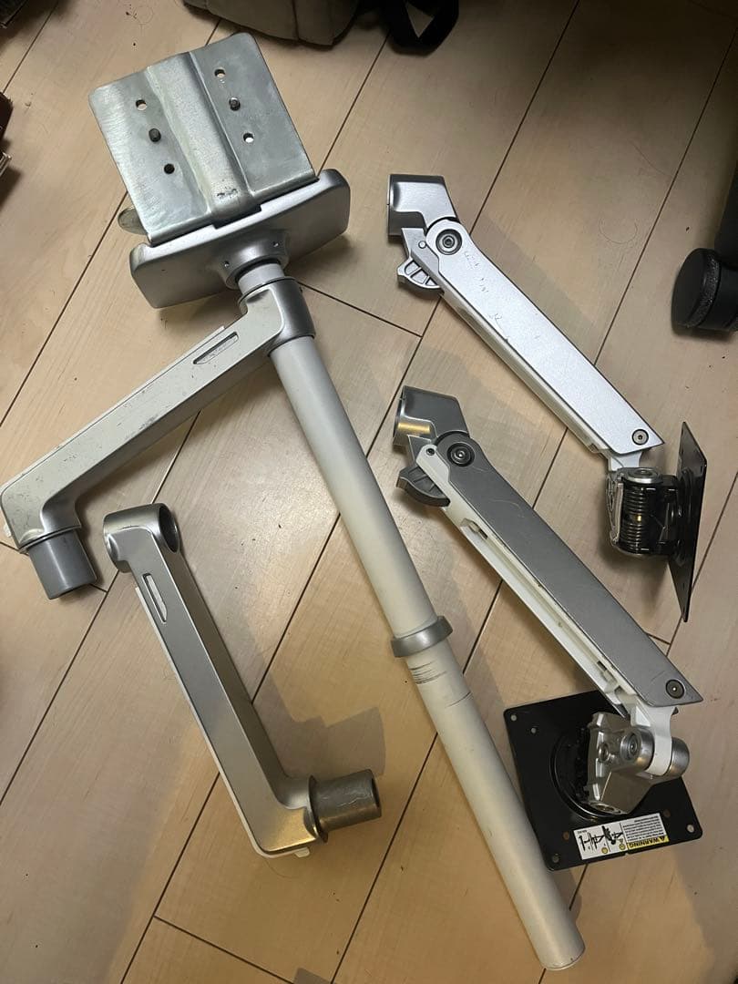 エルゴトロン　モニターアーム　デュアル