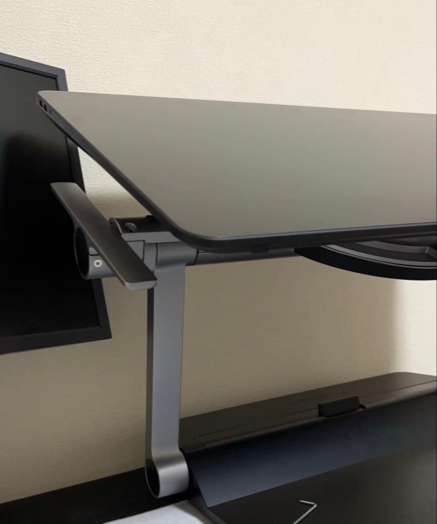 Cintiq Pro24 DTH-2420＆Ergo stand タッチ機能付き