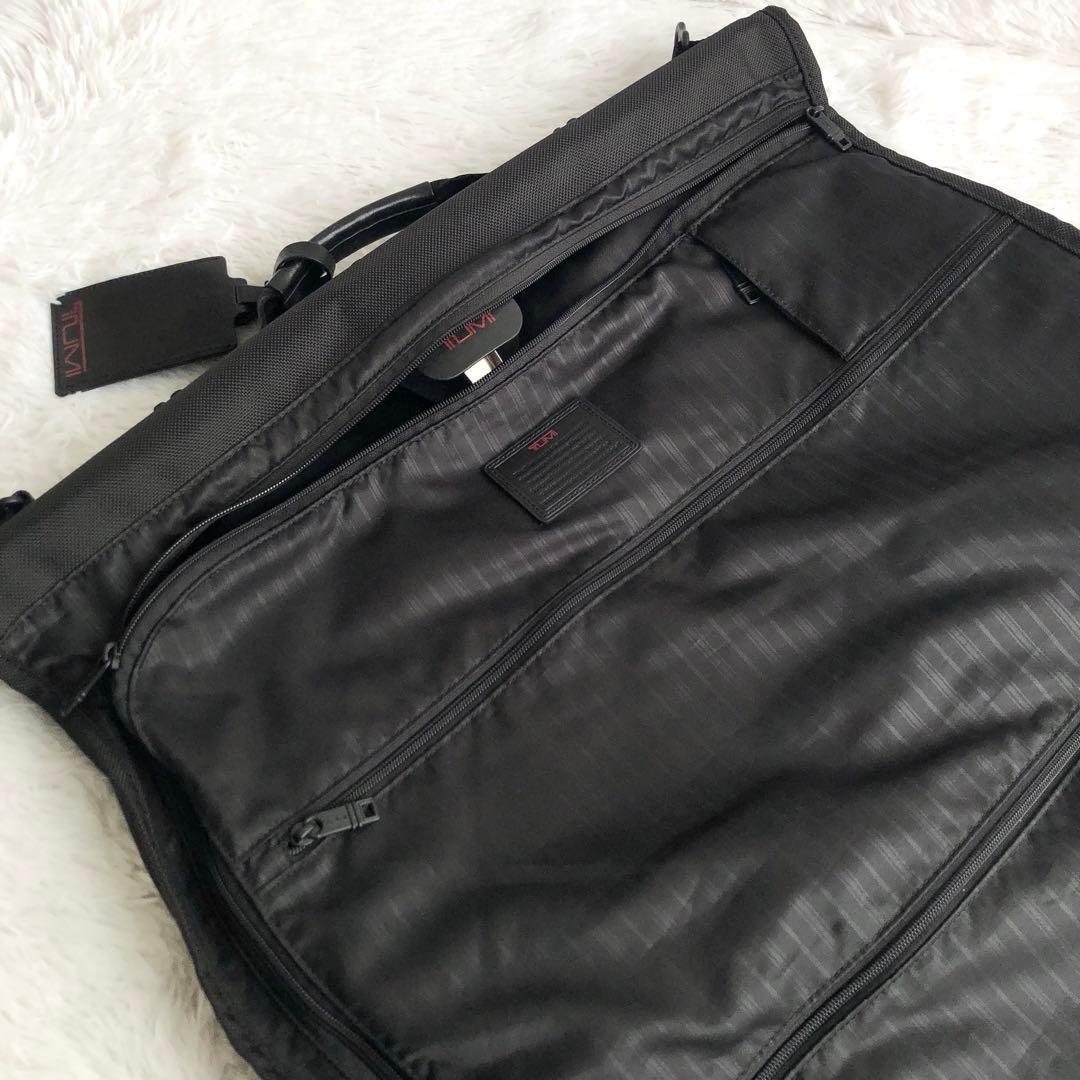 TUMIトゥミ ALPHA ガーメント バッグ トライフォールド キャリーオン