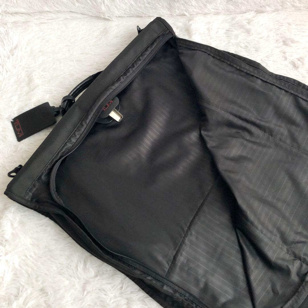 TUMIトゥミ ALPHA ガーメント バッグ トライフォールド キャリーオン