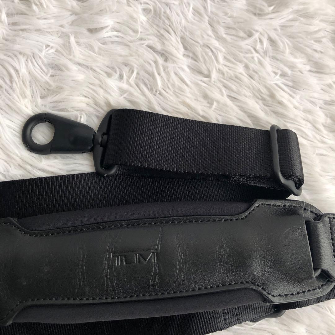 TUMIトゥミ ALPHA ガーメント バッグ トライフォールド キャリーオン