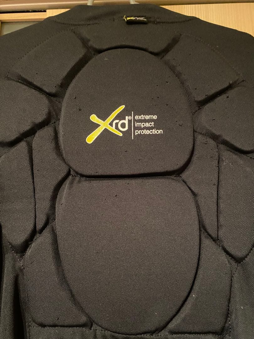 eb's プロテクター　スノーボード