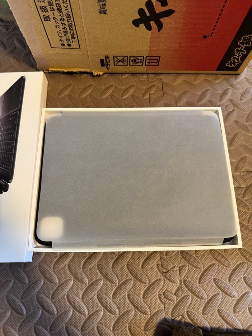 Magic Keyboard iPad Pro 11インチM4 M5