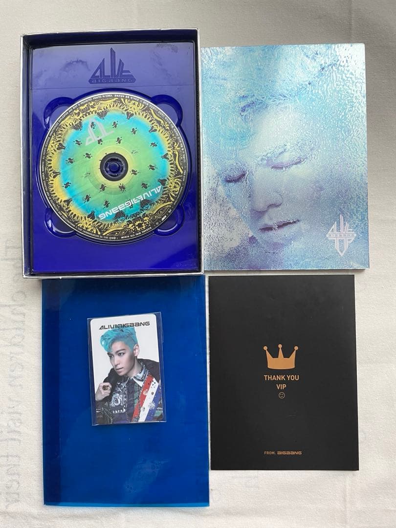 BIGBANG ALIVE TOP ver. メタルカバー　廃盤　韓国　トレカ付