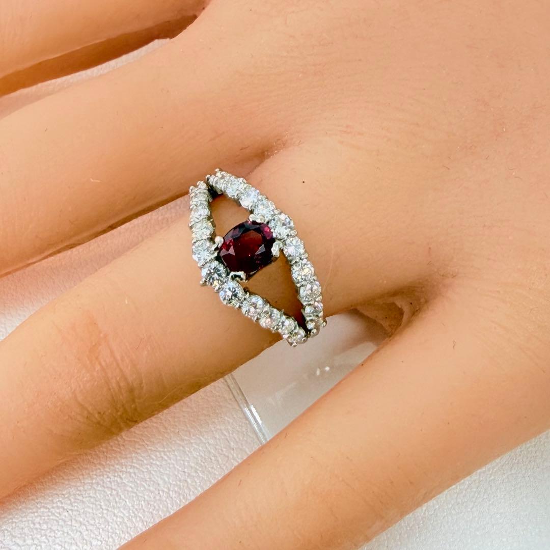 PT900 高品質天然ルビー/天然ダイヤリング新品仕上げ済み。プラチナ。11号。