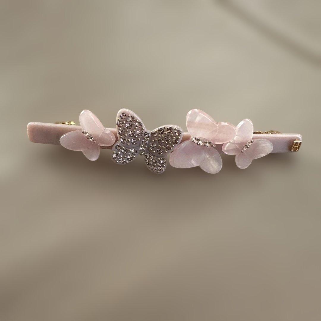 未使用　アレクサンドルドゥパリ　バレッタ　蝶　バタフライ