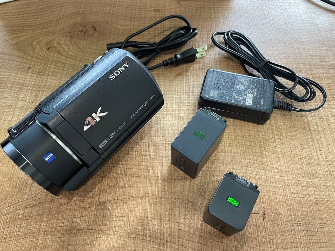 キューピー【美品】SONY FDR-AX45 4Kビデオカメラ