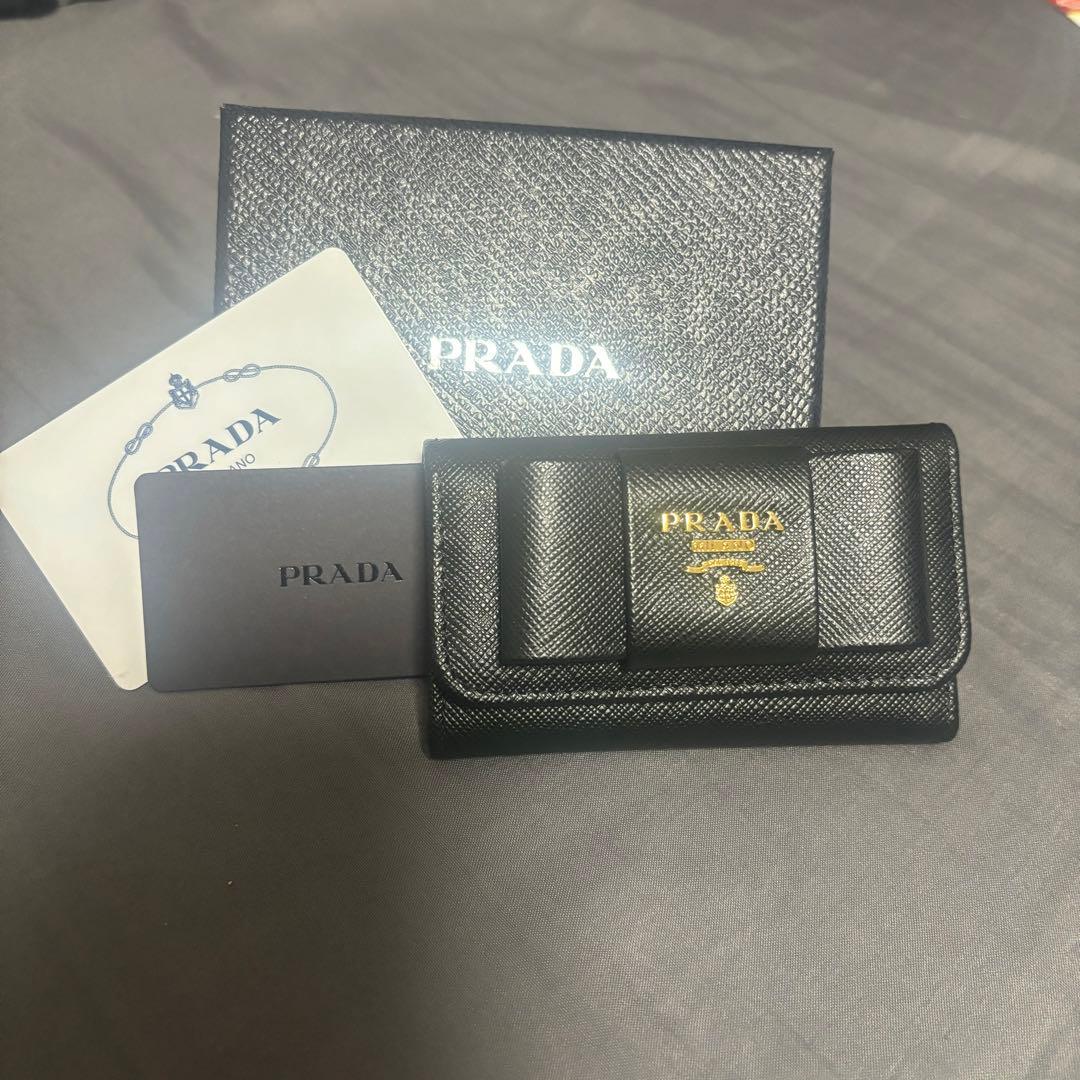 ブラック リボンキーケースブラックレザーキーケースサフィアーノレザー NERO