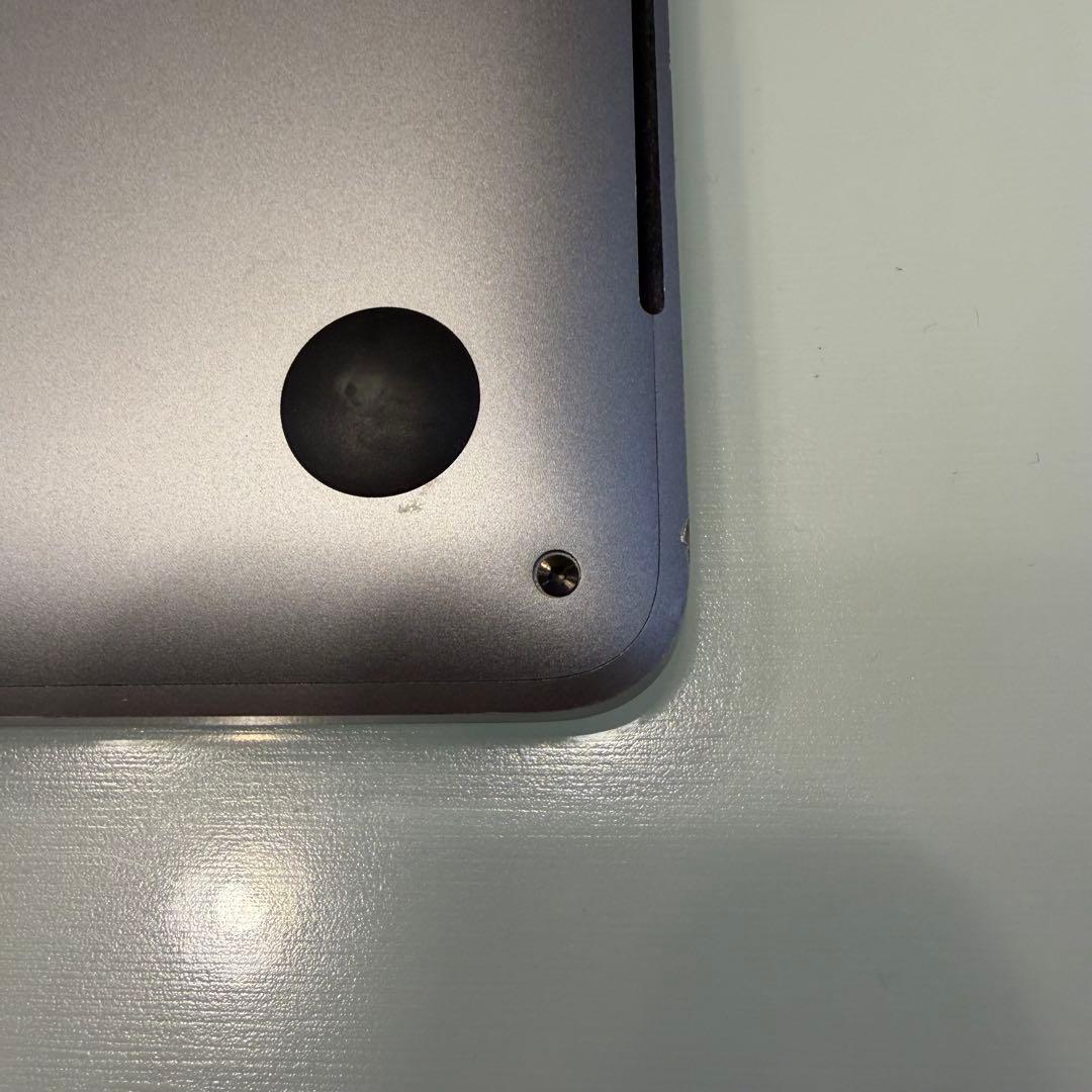 MacBook Pro 2020 13インチ i7 16GB 1TB (SSD)